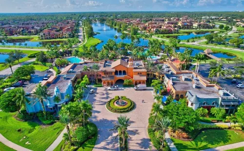 Beautiful Resort Condo - Minutes from the beach!