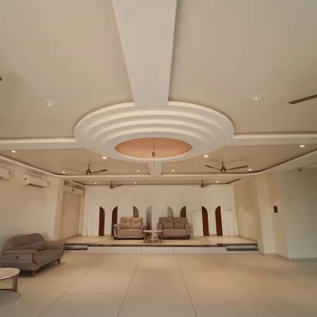 Pandharipuram Palace