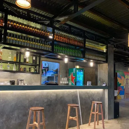 Hang Loose Hostel