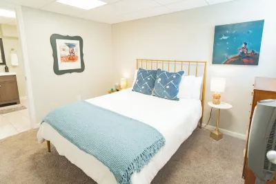 Lovely 1 bedroom! Near Samford, UAB & Downtown! Hotels near Cumberland School of Law