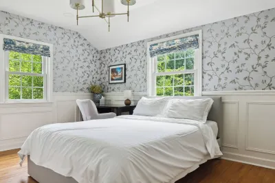 Charming chateau - huge yard close to DC Hotel in zona Green Spring Gardens