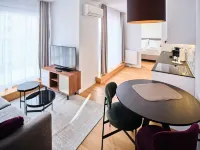 Spacious Apartments Next to Puplic Transport U1 Direct Connection to Citycenter - MyFavorit Hotel a Leopoldsdorf bei Wien
