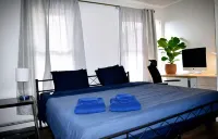 King Bed / Coffee Bar / Meditation Room / Remote Work / PacMan / 30min to NYC