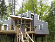 Treehouse near Bar Harbor. Luxurious and private!