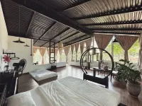 Xom Organic Farm Stay