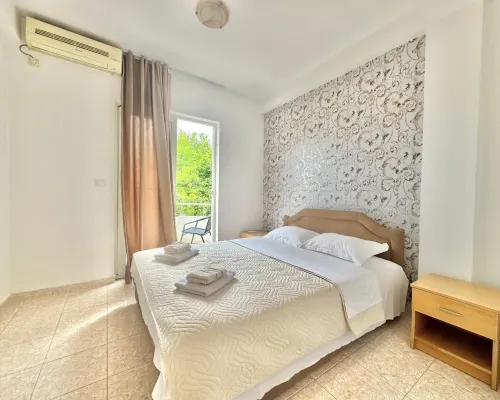 B&M Holiday Rooms Hotels in Prijevor