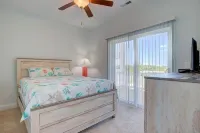 Luxurious Oceanfront B home w/pool, elevator, 6BR, steps to the sand and surf