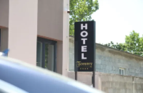 Kalpazo Rental Hotel Tommy Durres Hotels in 