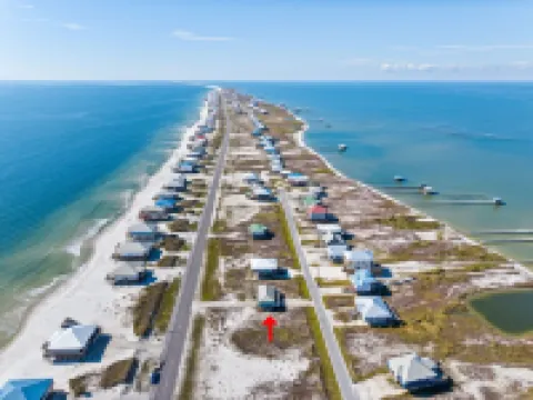 Steps to the beach! Gulf front! Water Views From All Sides!