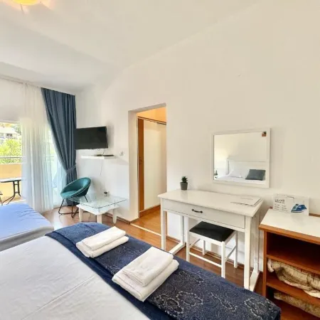 FOR-A Apartmani