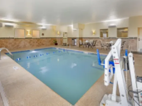 Best Western Plus Vineyard Inn  Suites Hotels in Yates County