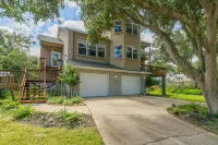 NEW EXCLUSIVE LISTING ''  COASTAL TREEHOUSE "  BEAUTIFUL BEACH NEIGHBORHOOD!!!