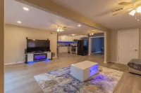 Cozy 3-bedroom house with WiFi, AC in delightful North Little Rock Hotels near McCain Plaza