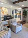 Hot Tub and Game Room! Center of Town, Walking Distance to Ball Games & College.