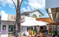 THE WAIHEKE PAD | Be My Guest