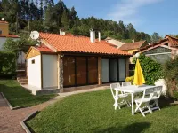 House by the river, quiet area, close to mountains, beaches and towns and walks 住宿飯店