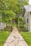 6-Bedroom Vacation Home Just Steps to the San Marcos River