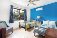 Seaside Serenity: A Block From The Beach - 2/2 Hotels in 