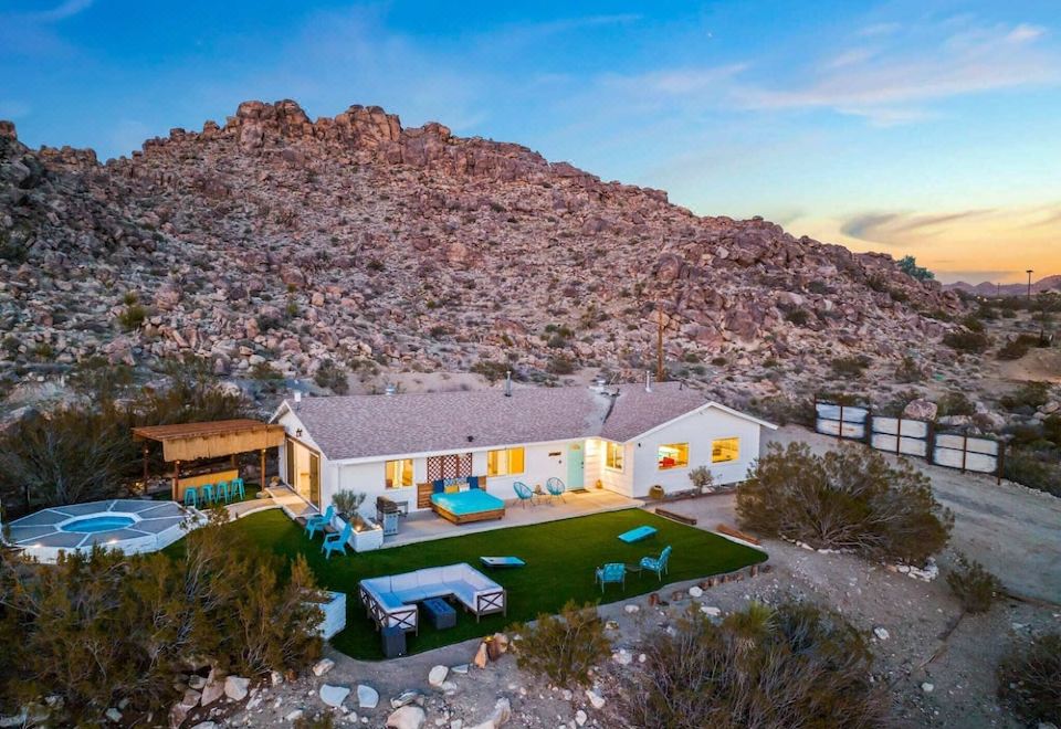 hotel overview picture