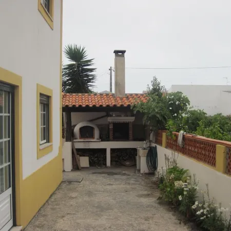 Between Nazareth and S. Pedro de Moel