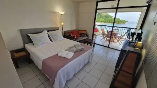 Studio - Magnifique vue mer - Pieds Dans L'eau