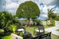 Spacious Caribbean escape for family and friends Hotels in 