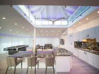 Plaza Achim Penthouse, 300m from Beach!