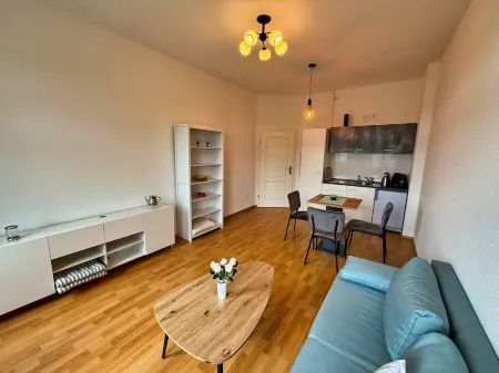 Kleine Feine Wohnung mit Balkon Отели рядом с достопримечательностью «Camping am Kühlhaus Görlitz - Alternativer Campingplatz trifft Industriekultur»