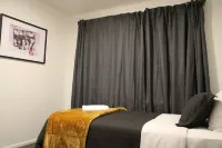 Orchard Leigh on the Quarry