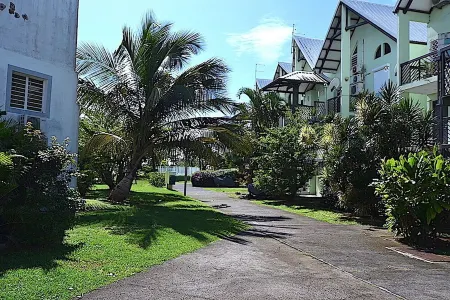 T2 apartment sea view Отели рядом с достопримечательностью «Grande Baie»