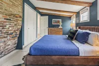 Union Cottage - One Block from Warren St Hotels in Hudson