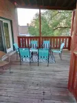 Spacious 2 bedroom 2 bath 10 Minutes to Down Town