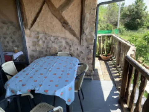 House with large garden in small village, Tedejo, Folgoso de la Ribera León