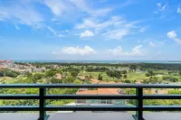 Wyndham Residence 4BR Penthouse Ocean View