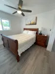 "The Blueberry Cozy home in quiet neighborhood