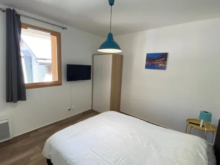 4-room apartment at the foot of the slopes and resort center Отели рядом с достопримечательностью «Коль д'Ало»