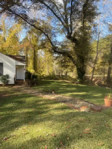 Urban Respite minutes from downtown Greenville, SC 帕克酒店