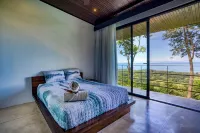 Luxe Coastal Home, Clear 180º Ocean Views, Concierge, Fiber Optic Internet