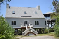 Osprey Nest-Waterfront, Sunsets! Hotels near Captain Timothy Hill House