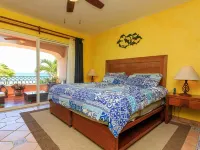 Listen to the ocean at night! Hotels in Puerto Aventuras