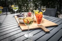 StayatSas Tiny House Sam. Free WiFi, reserved parkingspace, kids & dogs welcome! Hotels in Epe