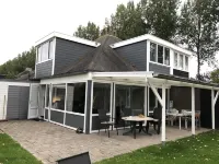 Modernized vacation home in a quiet location and yet much to discover Hotels in 