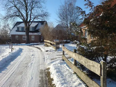 'Zur Kajüte' cozy, private, central location.