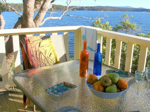 Regatta Point Holiday Park - 3-Star