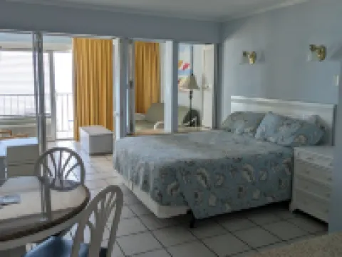 Traders Inn Beach Club Hotels in Ormond-by-the-Sea