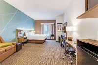 Comfort Suites