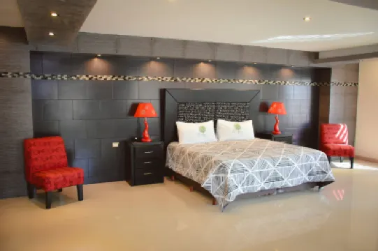 Los Cedros Uayamon Hotels in 