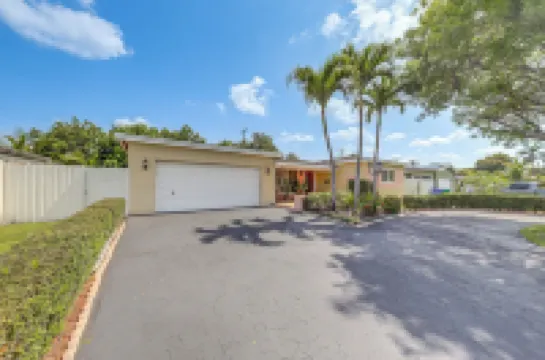 4 ไมล์ ถึง ฮาร์ด ร็อค สเตเดียม: มิรามาร์ โฮม พร้อม เตาบาร์บีคิว