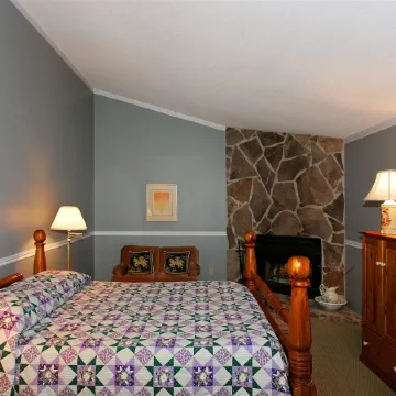 Pretty River Valley Country Inn