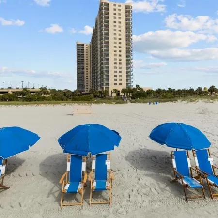 Brighton Tower 1909 3Br 3ba Oceanfront 3 Bedroom Condo by RedAwning